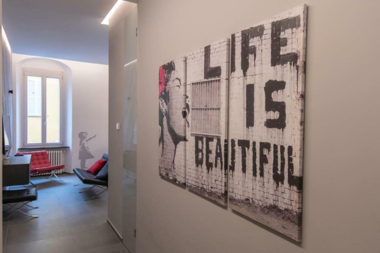 Ferienwohnung Banksy - Arte In Centro Citta Parma Exterior foto